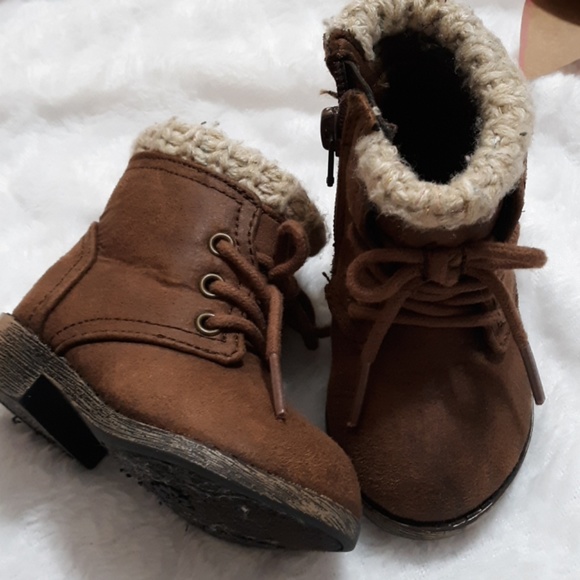 Garanimals Other - Baby boots